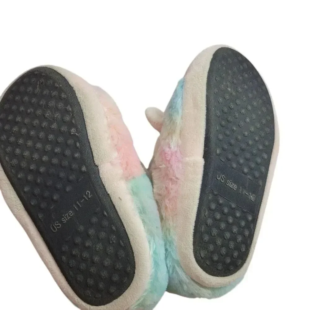 Rainbow Llama slippers 11/12